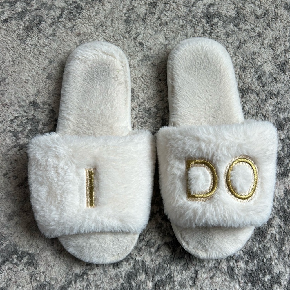 “I Do” Slippers | Size 7/7.5